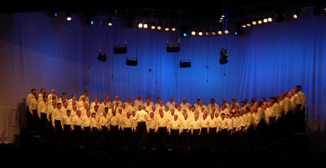 Harmony Brigade Quartetter's Chorus at International Convention, July 2006